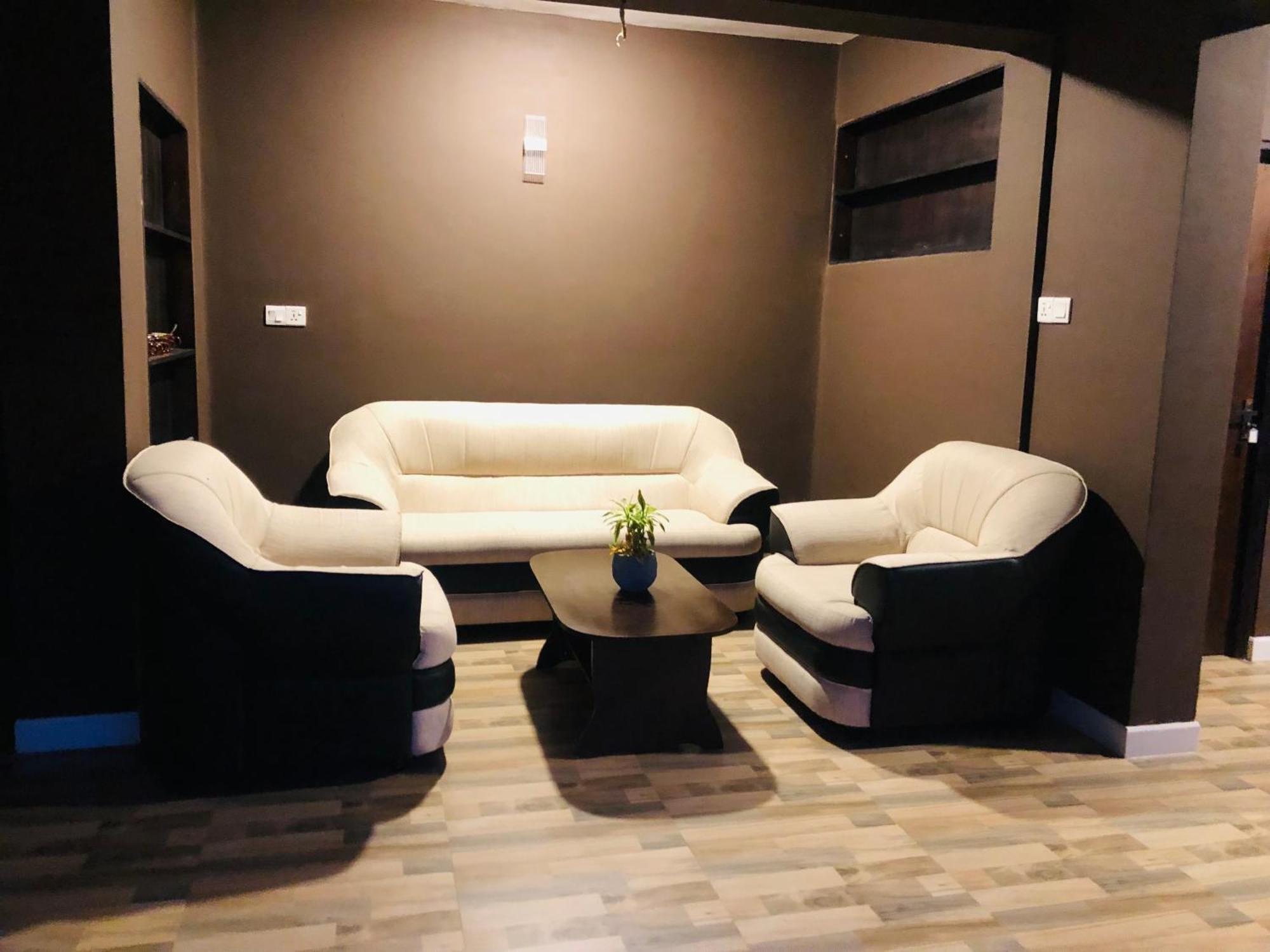 Hotel R21 Nuwara Eliya Exteriér fotografie
