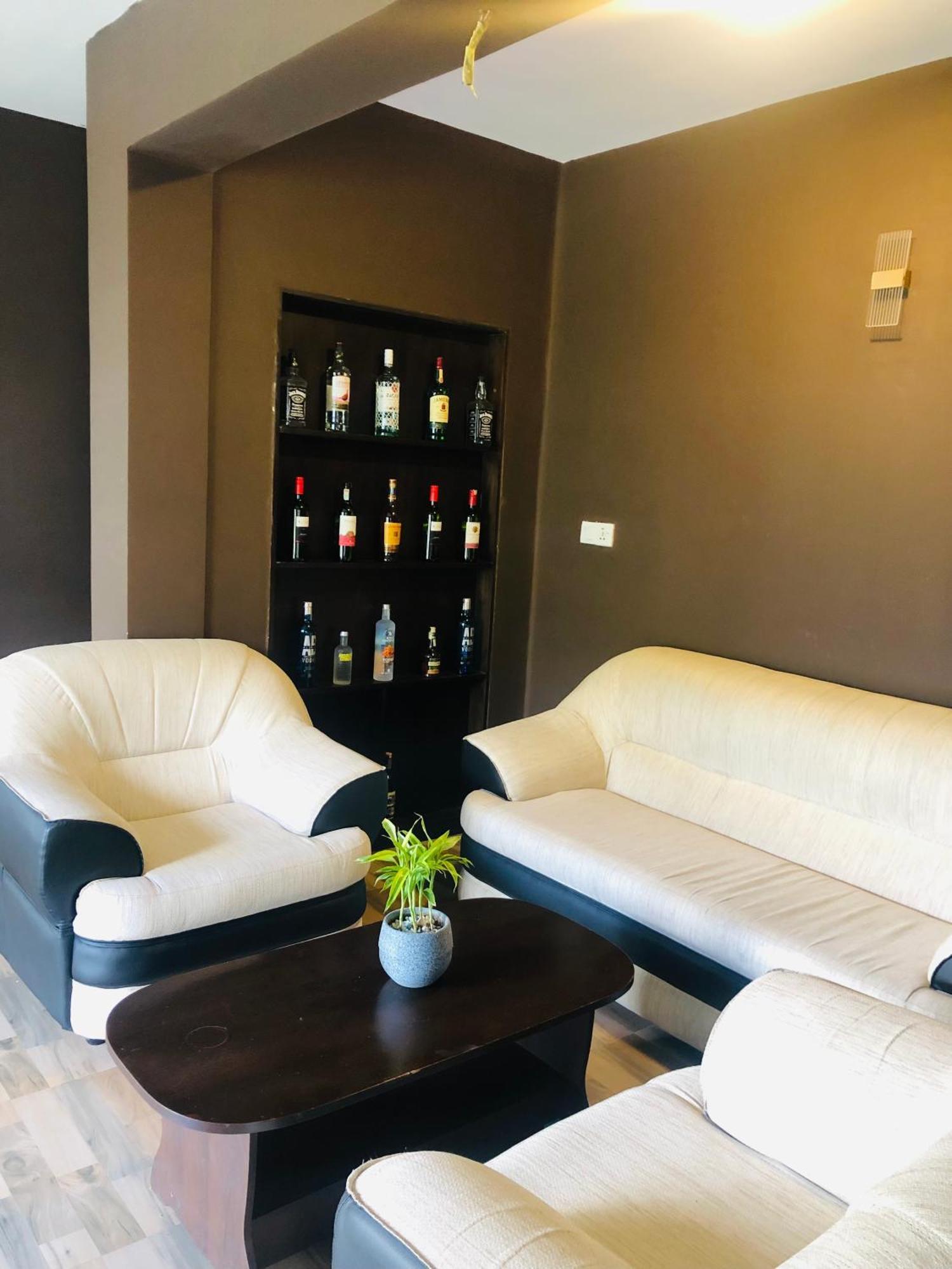 Hotel R21 Nuwara Eliya Exteriér fotografie